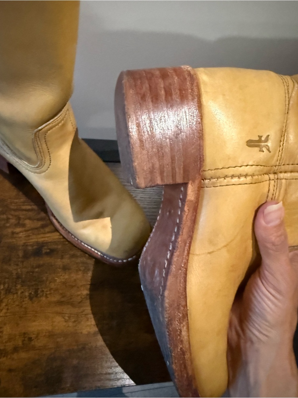 Authentic Frye Banana Campus Boots - Picture 8 of 11
